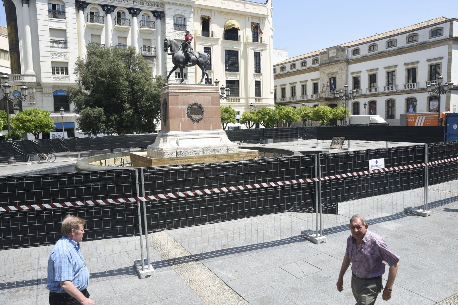 Concluye la obra en la plaza de Las Tendillas