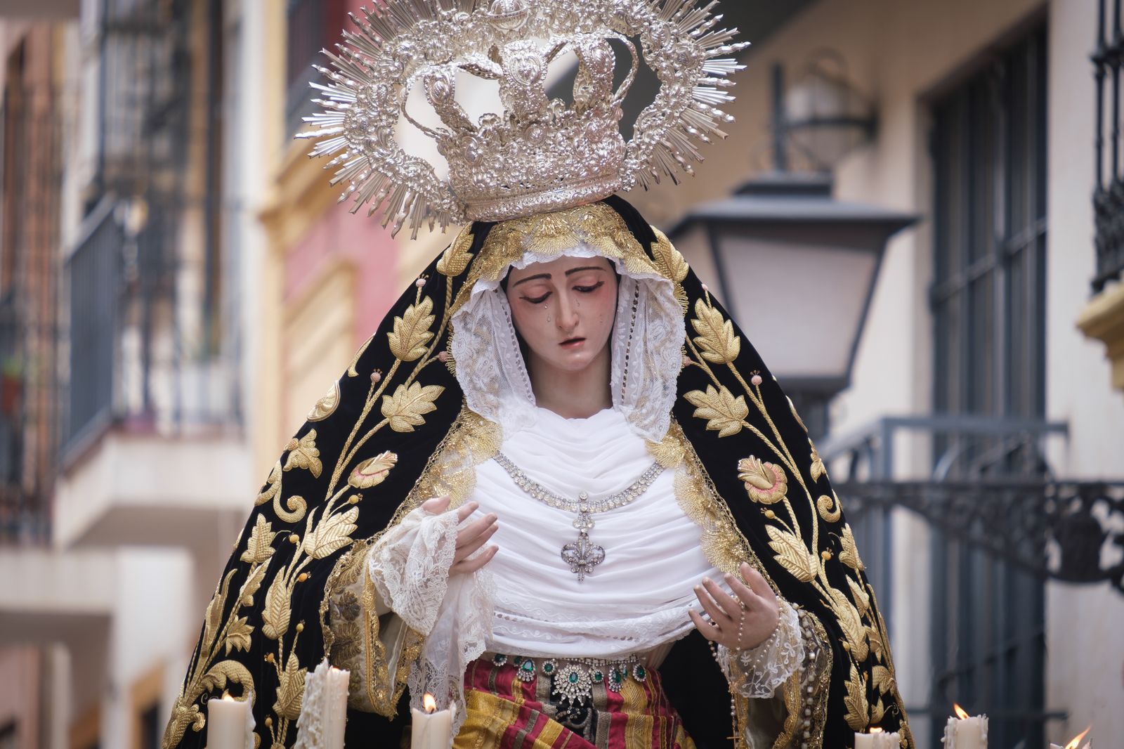 Las imágenes del rosario de la aurora de Montesión