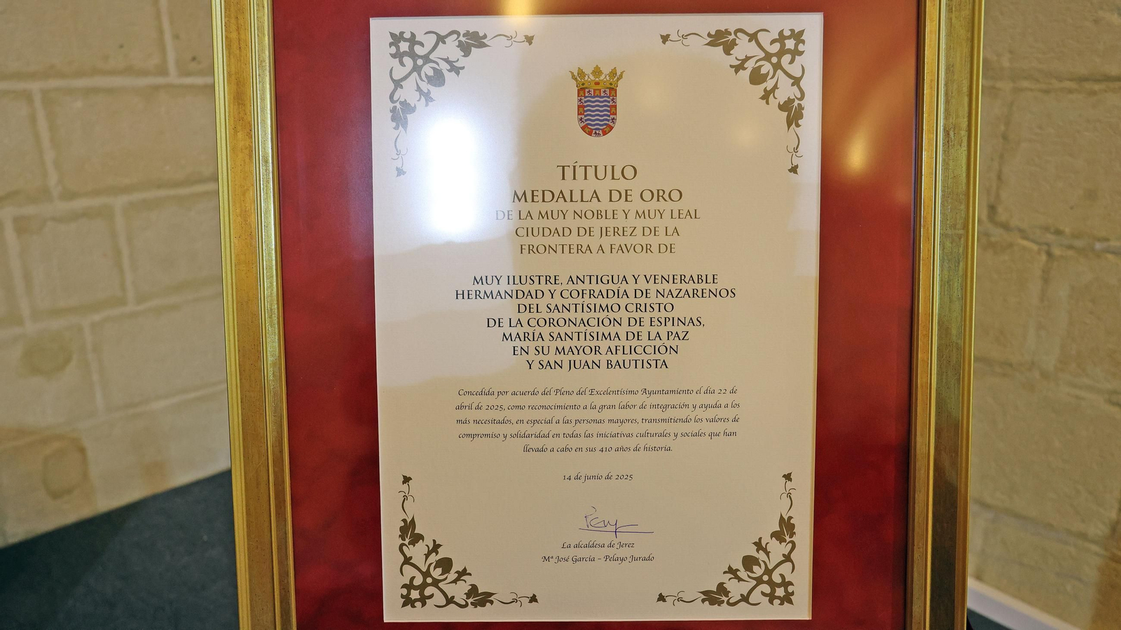 Imágenes de la entrega de la Medalla de Oro de la Ciudad de Jerez a la Hermandad de la Coronación