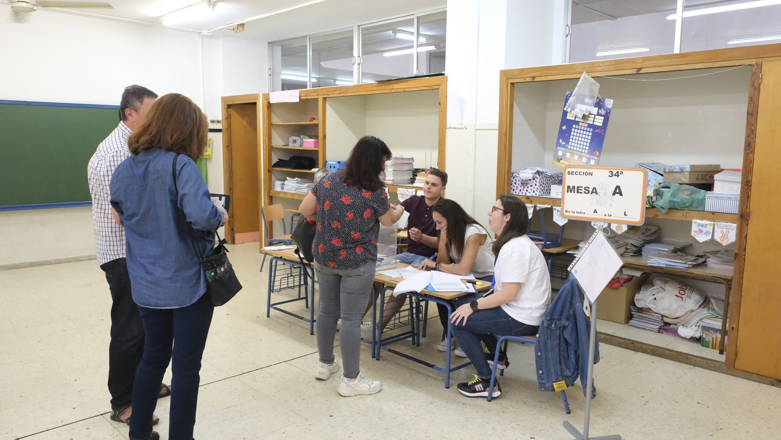 Imágenes de las votaciones en las Elecciones Municipales 2023, en Almería capital