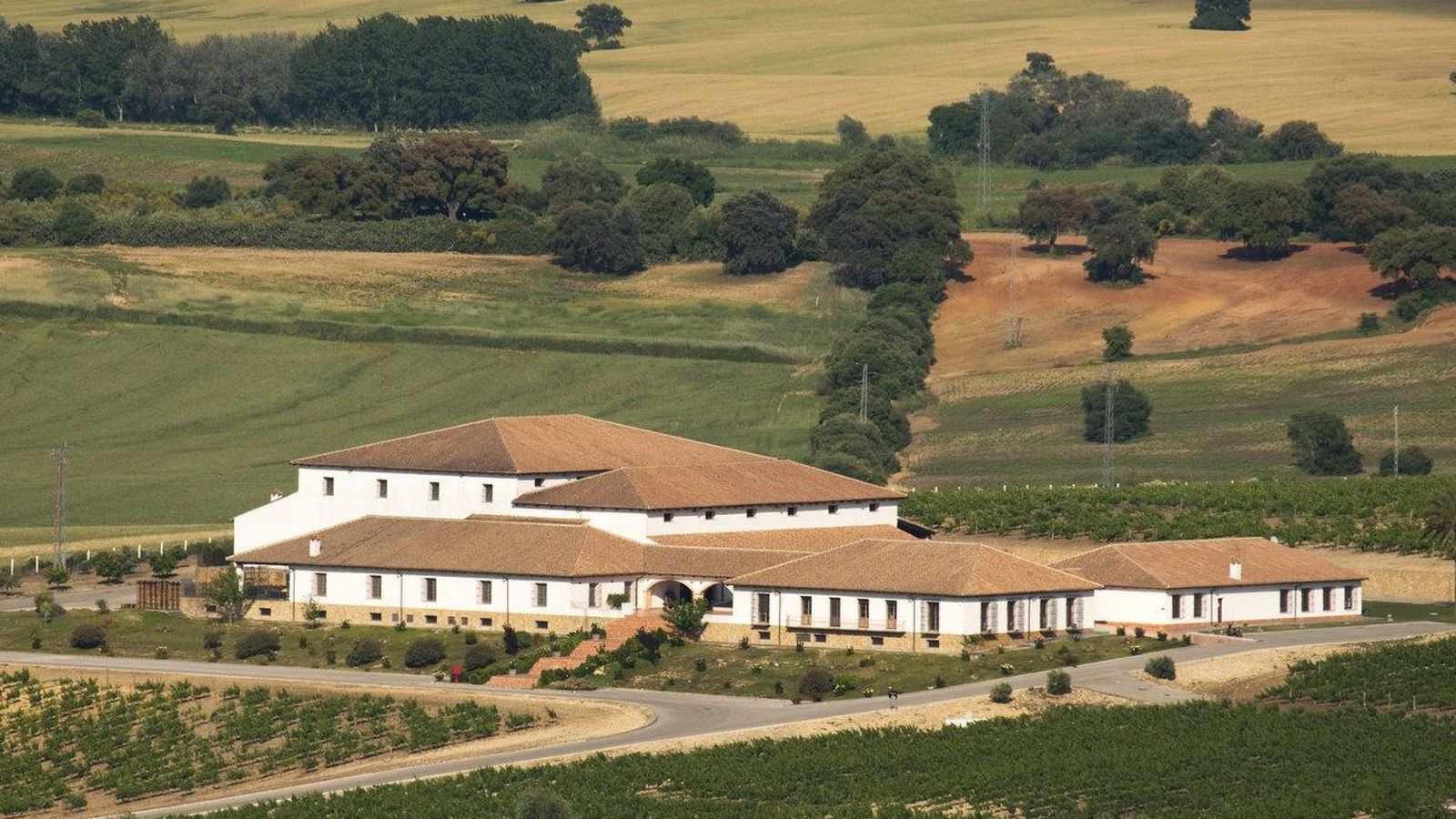 Exterior de la bodega.