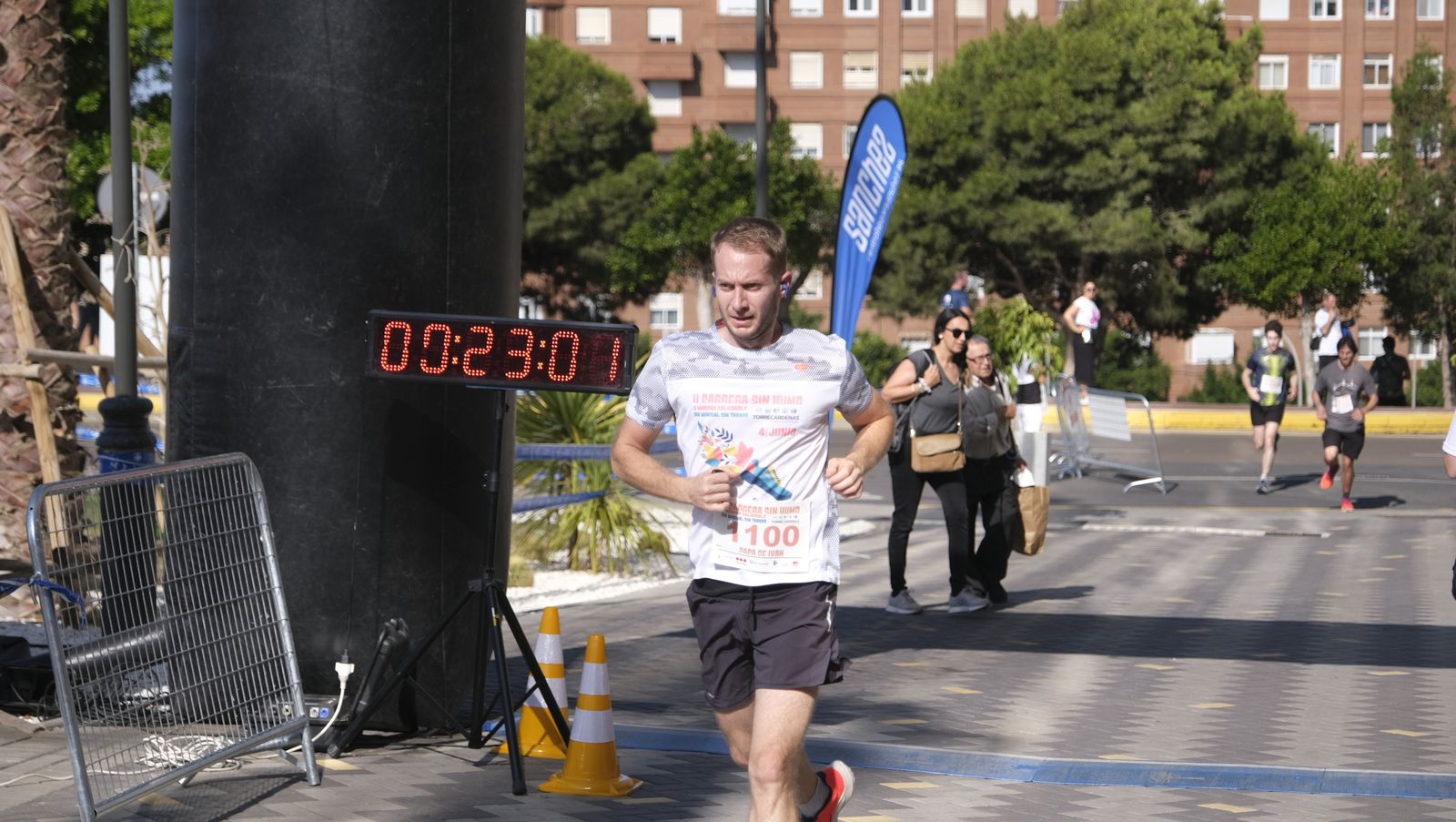 Imágenes de la II Carrera Sin Humo, en Almería