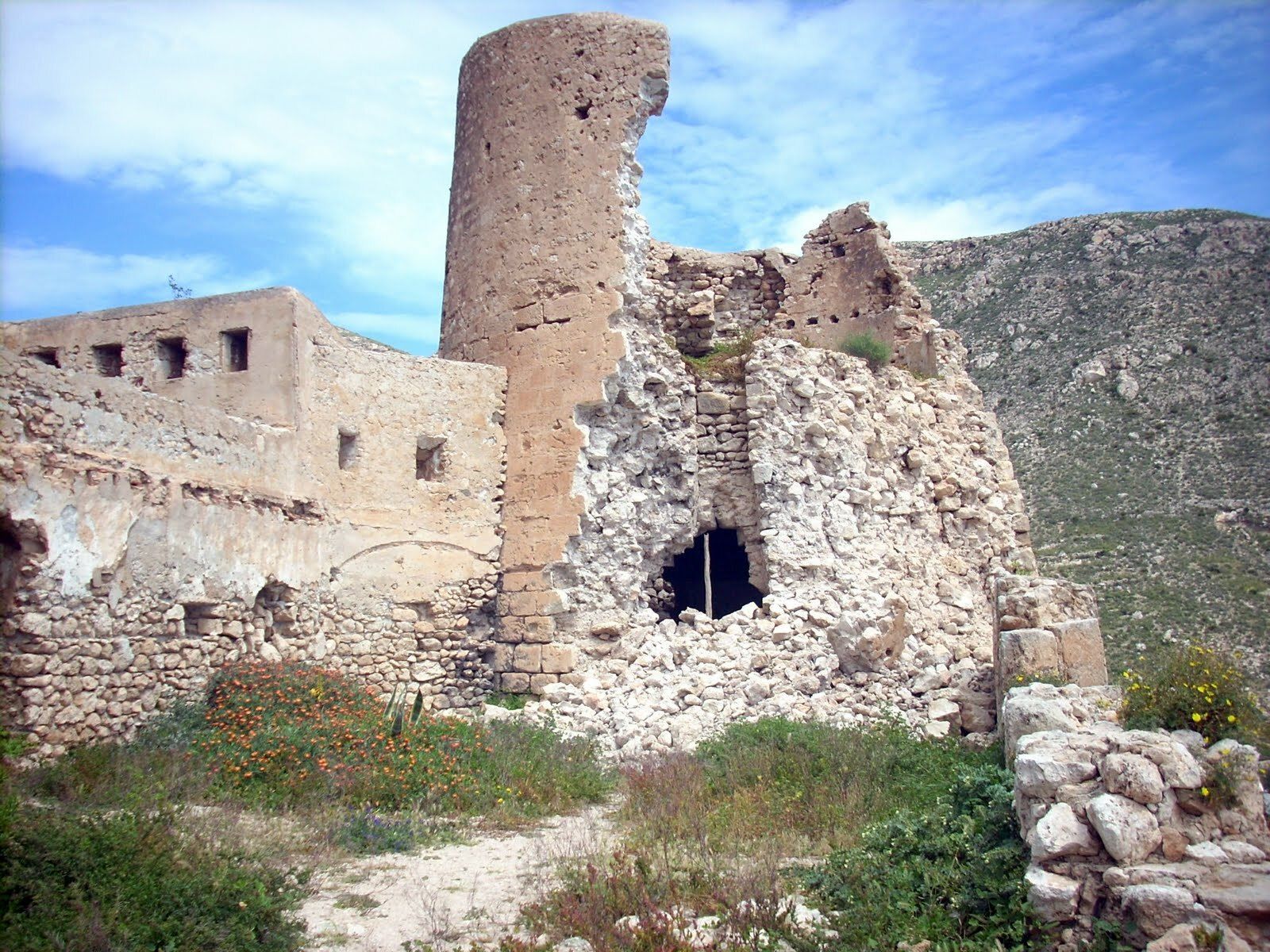 Castillo de Cala San Pedro.