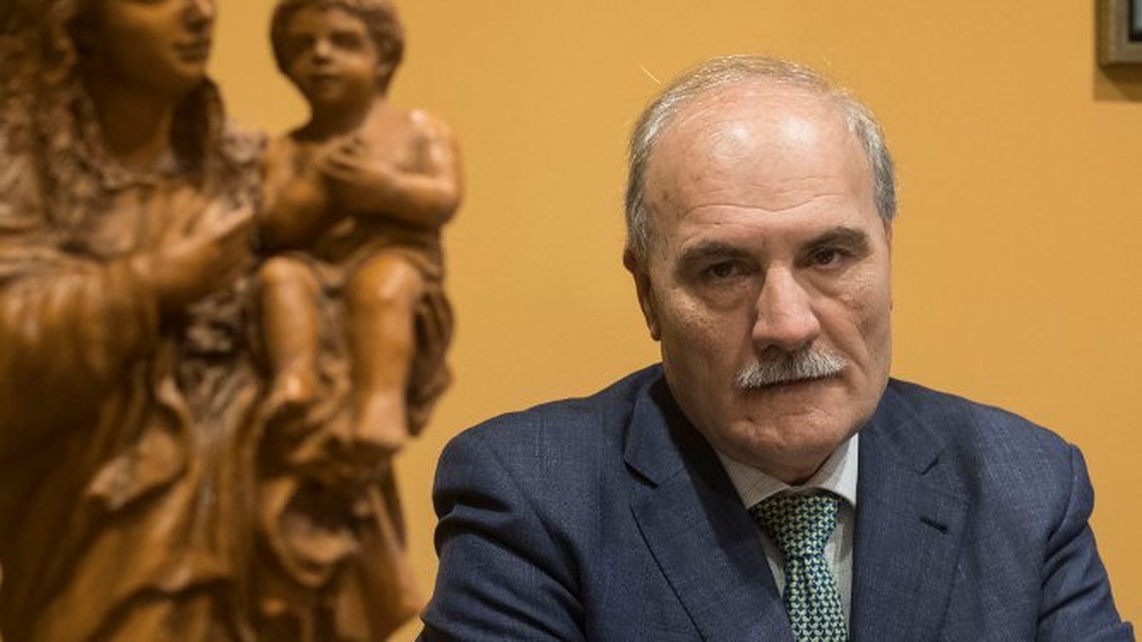 El presidente del Consejo de Hermandades, Juan Carlos Jurado, ayer por la tarde en su despacho de la calle Cobos.