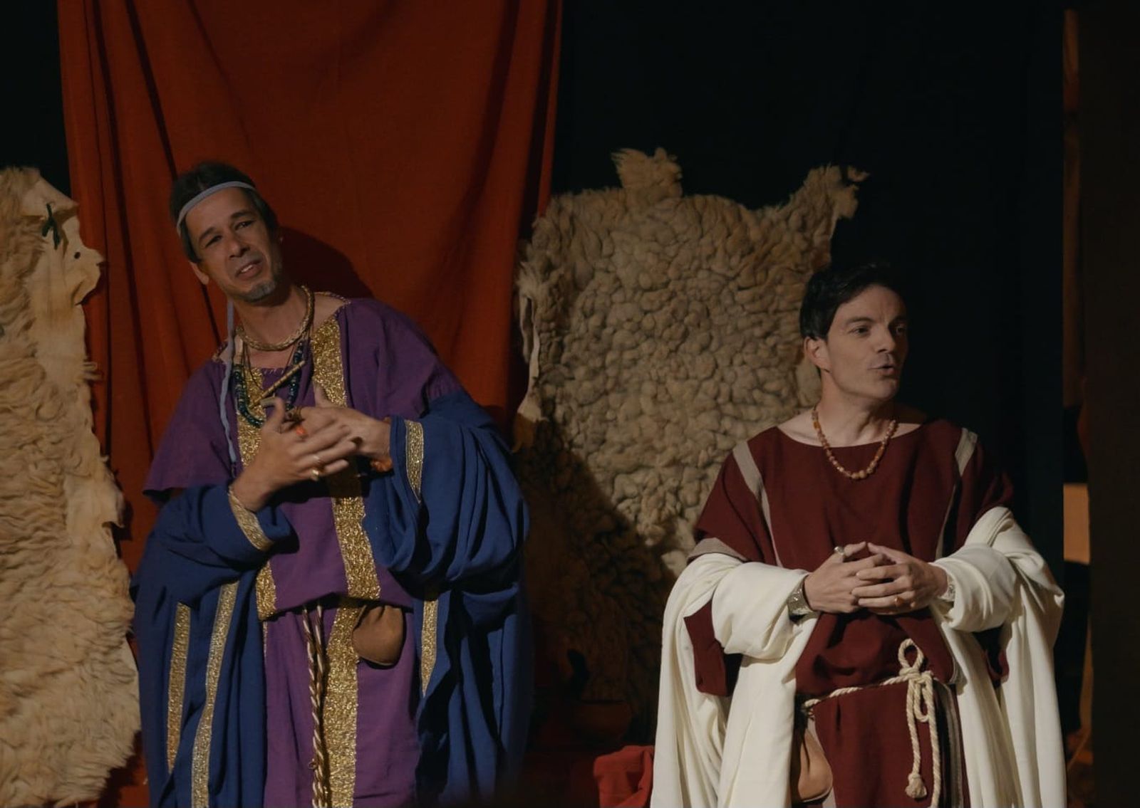 Cornelio Balbo el Mayor y César en la Cueva del Pájaro Azul