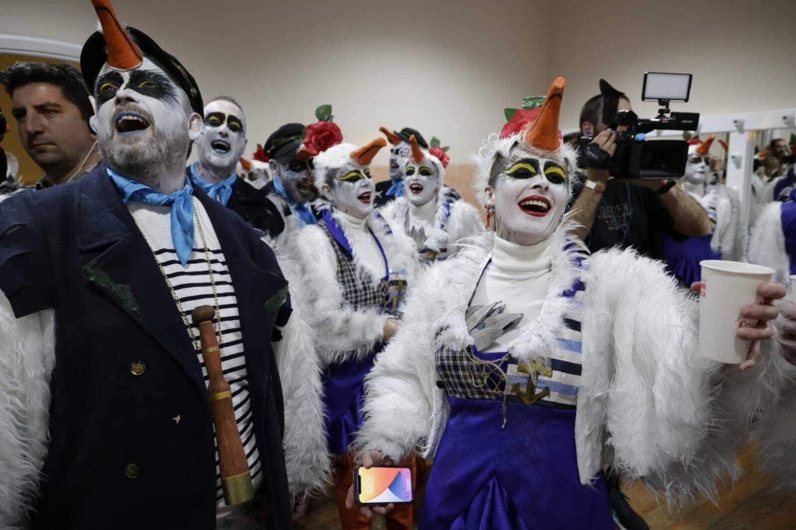 Coro Las del puerto en camerinos