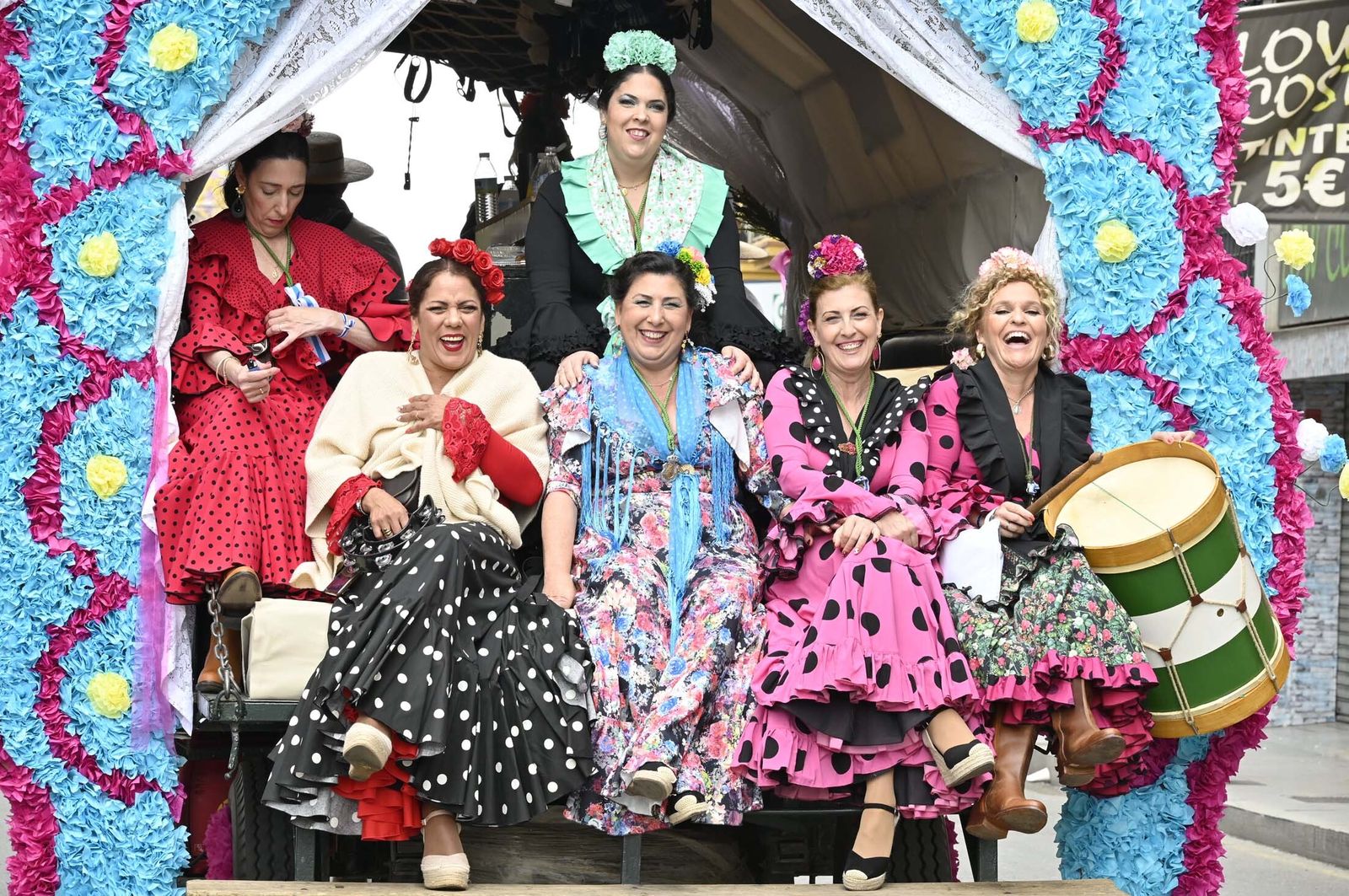 Imágenes de los carros de la Hermandad del Rocío de Huelva