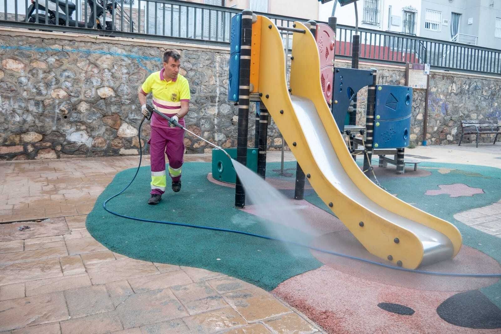 Agua a presión en la limpieza intensiva de Araceli