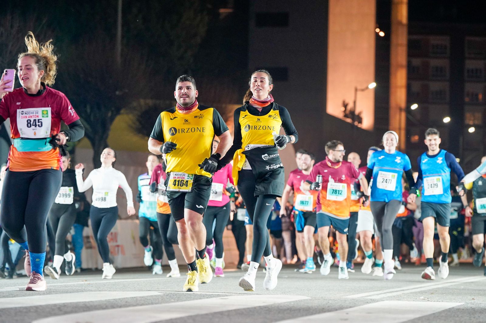 En imágenes: búscate en tu llegada a meta de la Carrera de San Antón 2026 (20)
