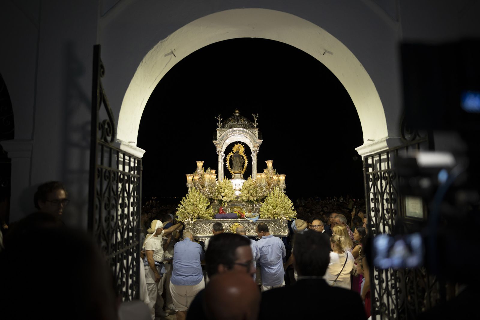 Imágenes de la recogida de la Virgen de la Cinta 2022