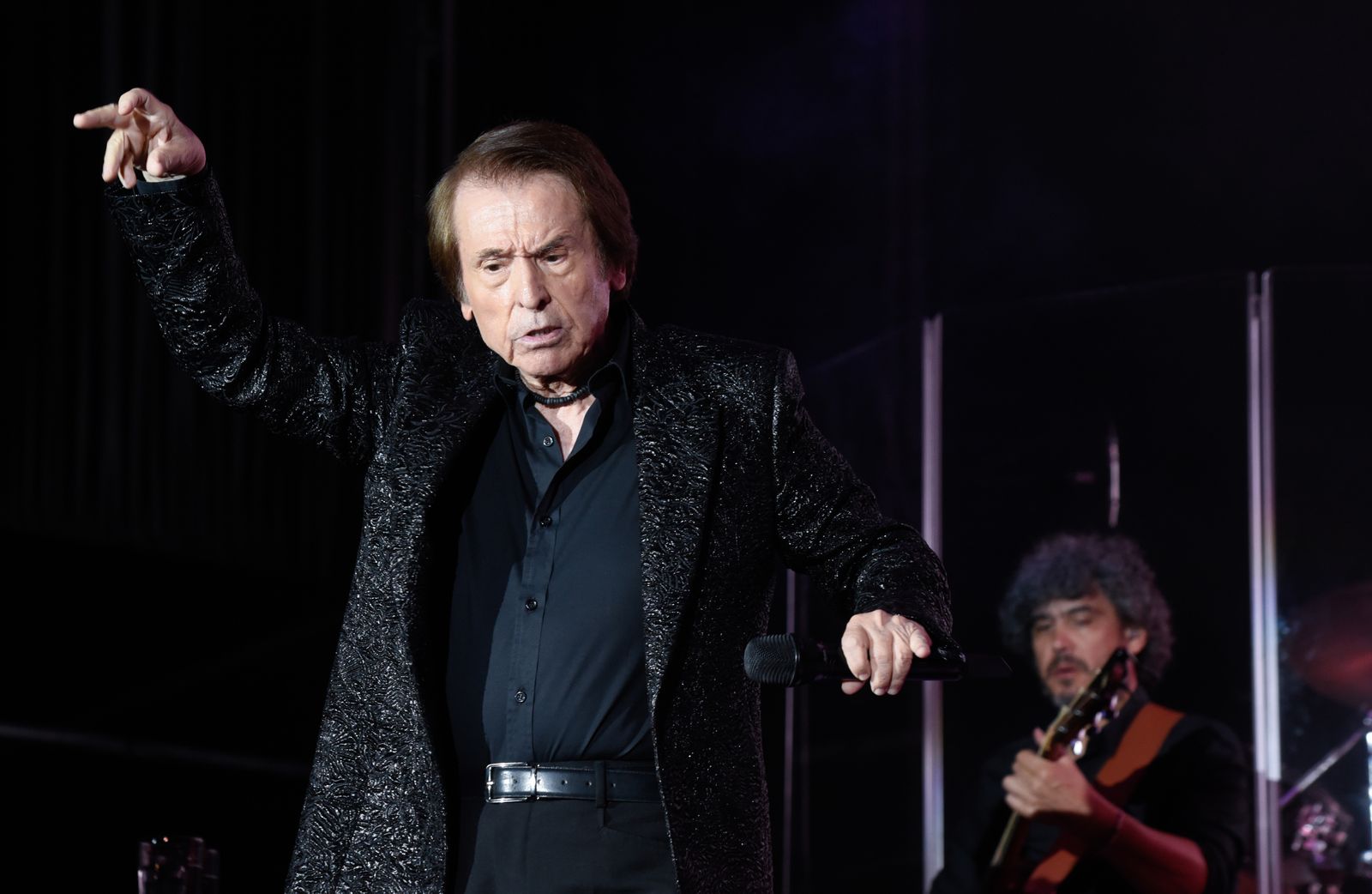 El concierto de Raphael en las Noches de La Maestranza, en imágenes