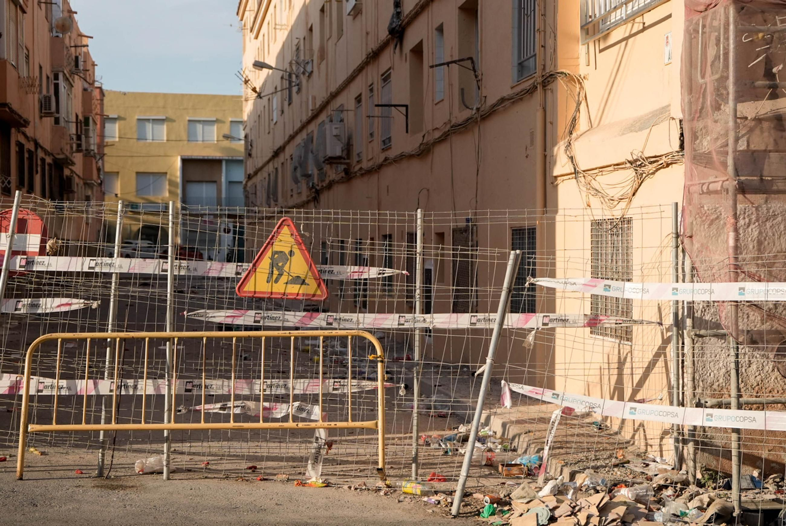 Las obras de rehabilitación en el edificio El Patio de Almería