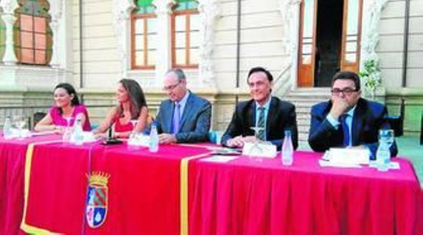 Instantánea de la inauguración de los seminarios.