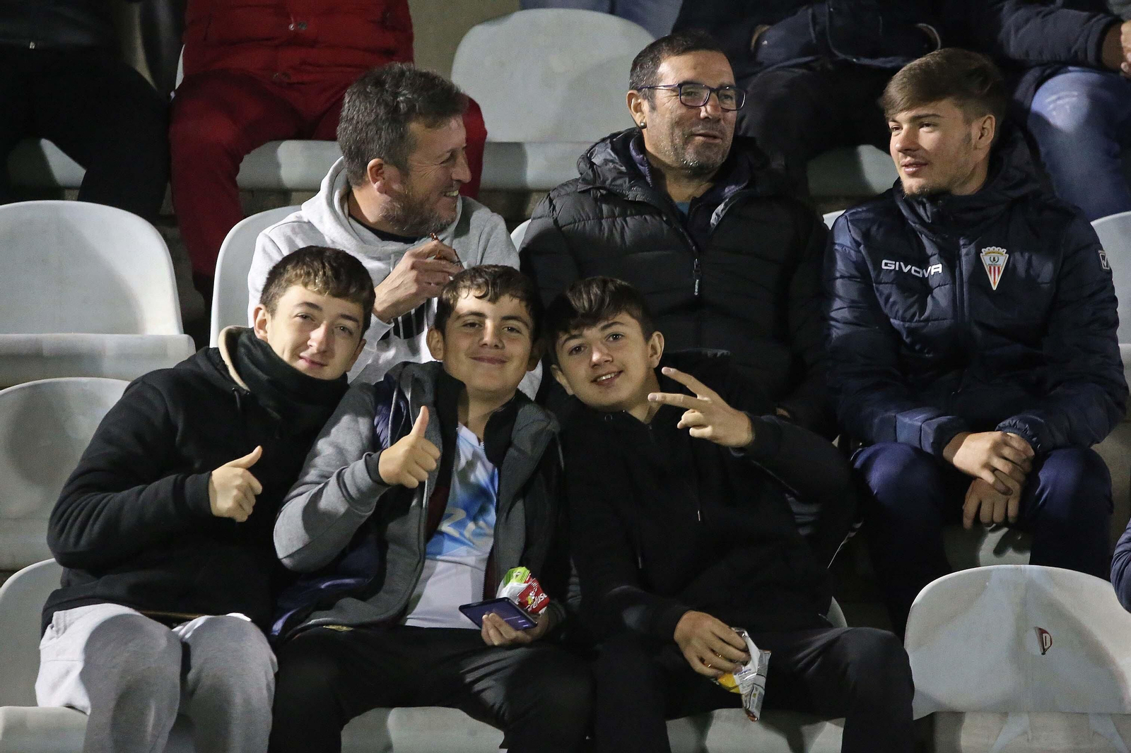 Búscate en el Nuevo Mirador durante el Algeciras - Atlético de Madrid B