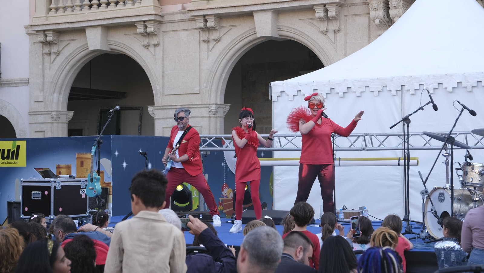 Imágenes de la Noche en Blanco, en Almería