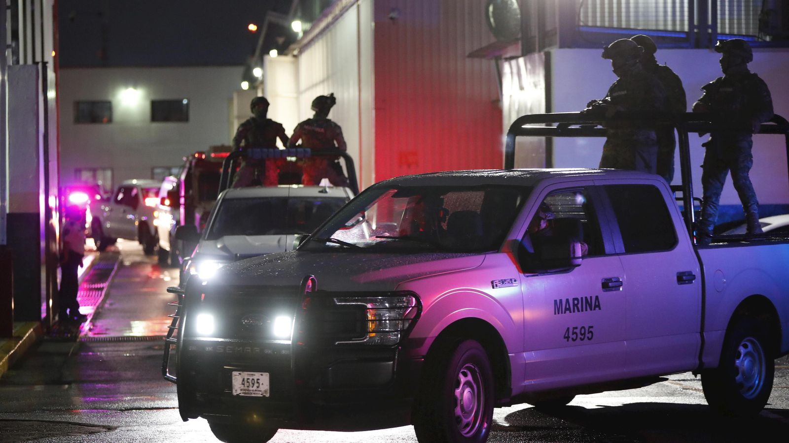 Operativo policial para el traslado del narcotraficante Rafael Caro Quintero.