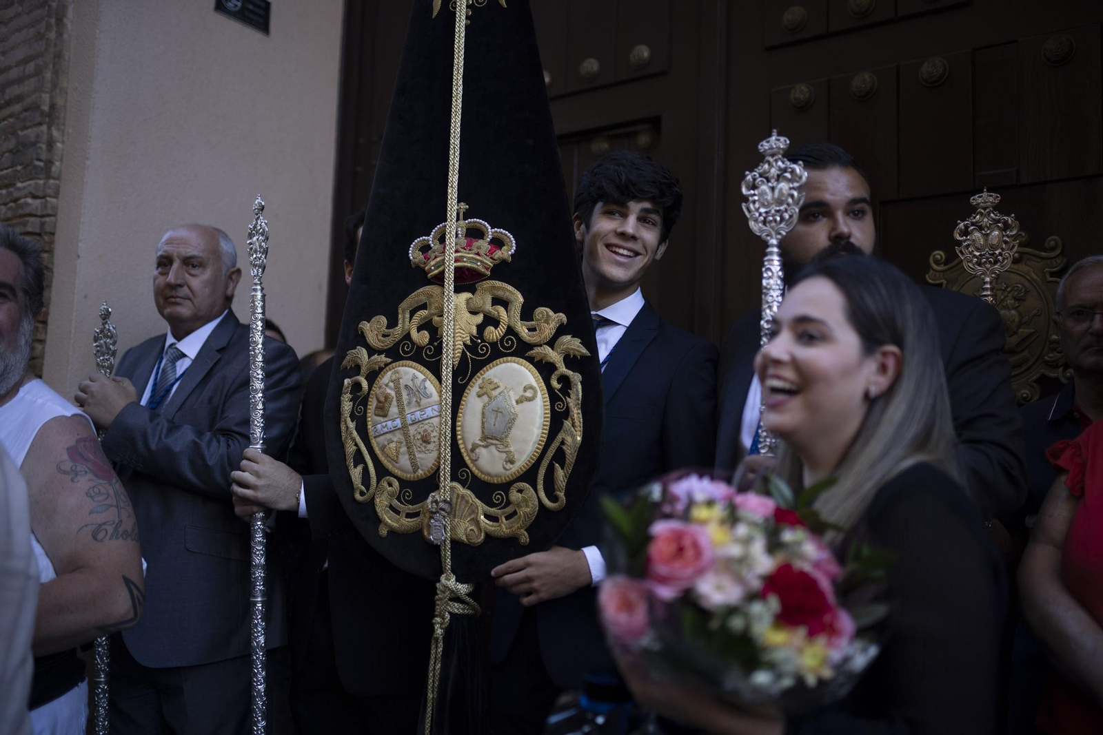 Imágenes de la salida extraordinaria de La Borriquita por las calles de Huelva