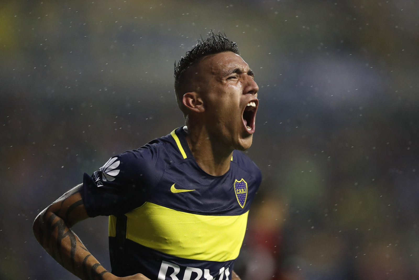 Centurión, con Boca Juniors.