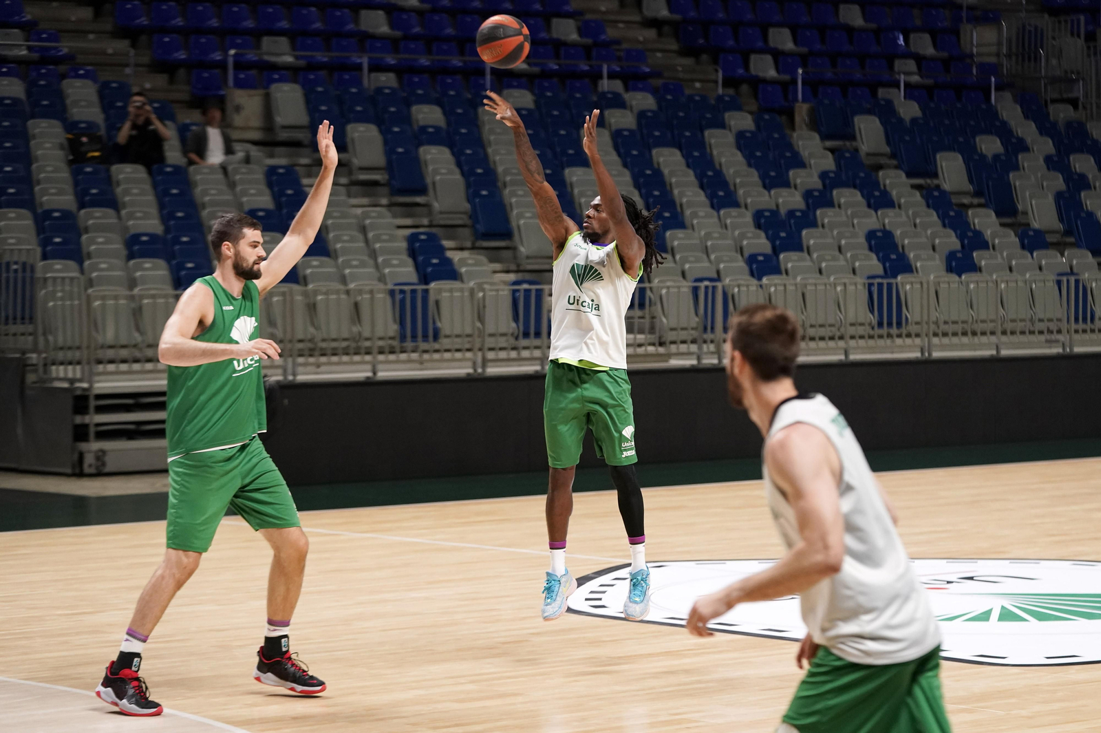 El Unicaja afina su preparación para el play off