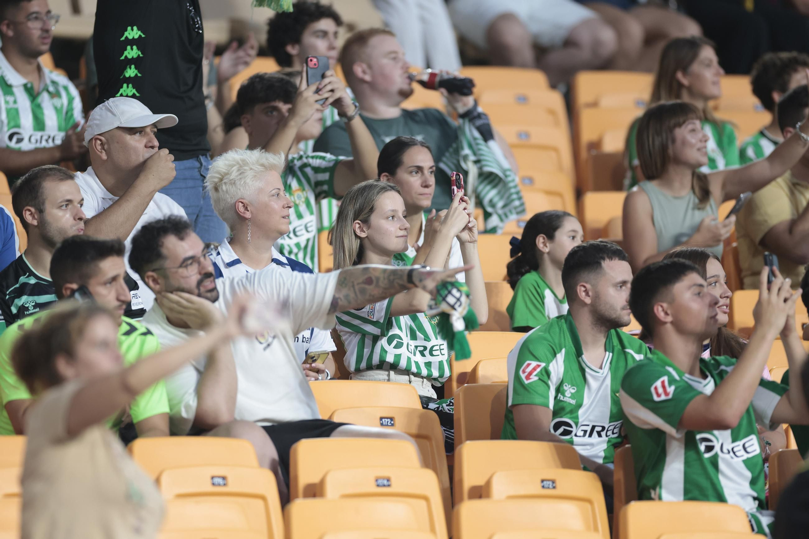 Búscate en las fotos del Betis - Real Sociedad