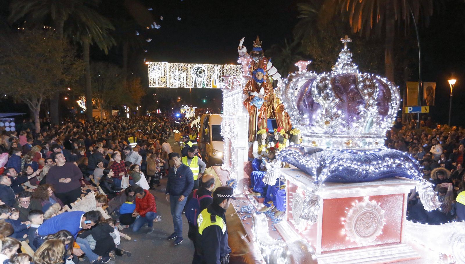 Fotos de la Cabalgata de Reyes Magos en Málaga 2020