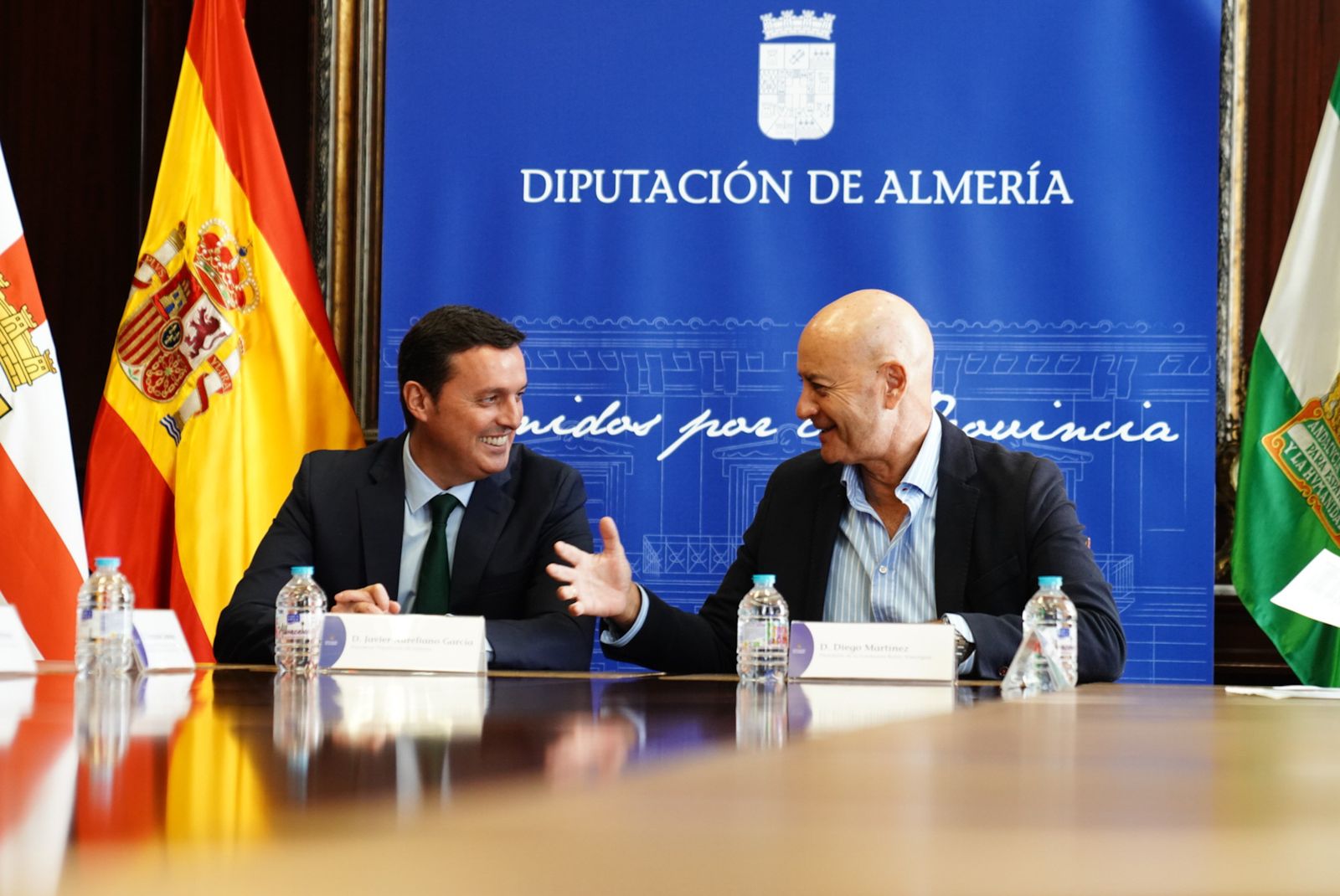 Imagen de la reunión entre ambas entidades.