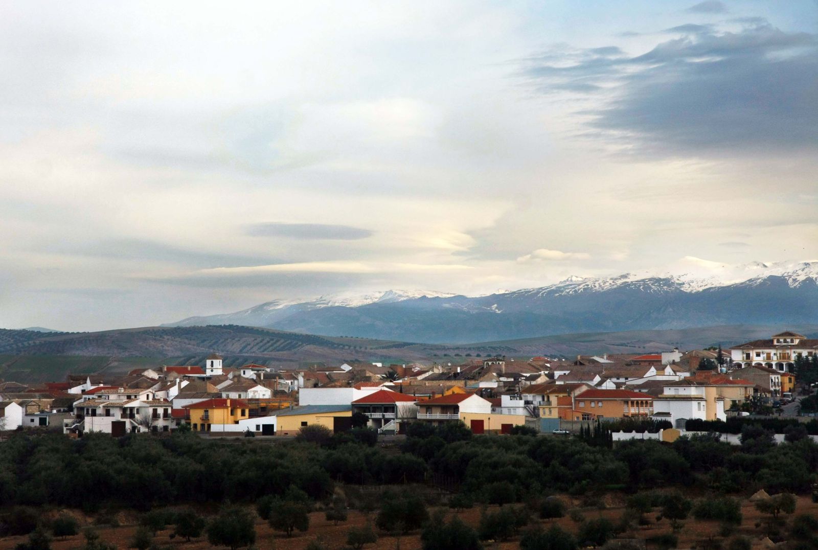 Pueblos de Granada con los nombres más curiosos para visitar estos días de verano