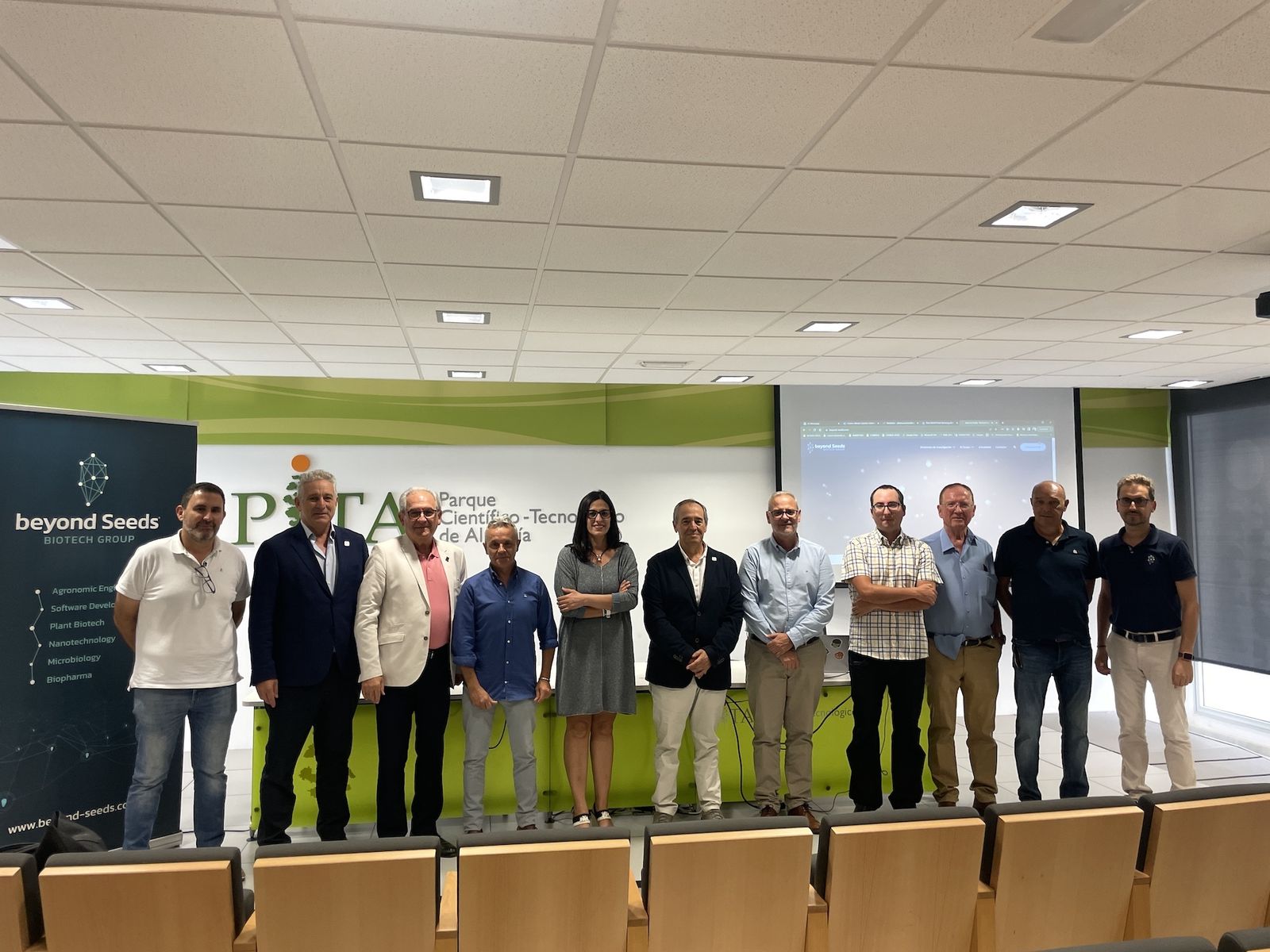 Visita del Colegio Oficial de Ingenieros de Telecomunicaciones al PITA