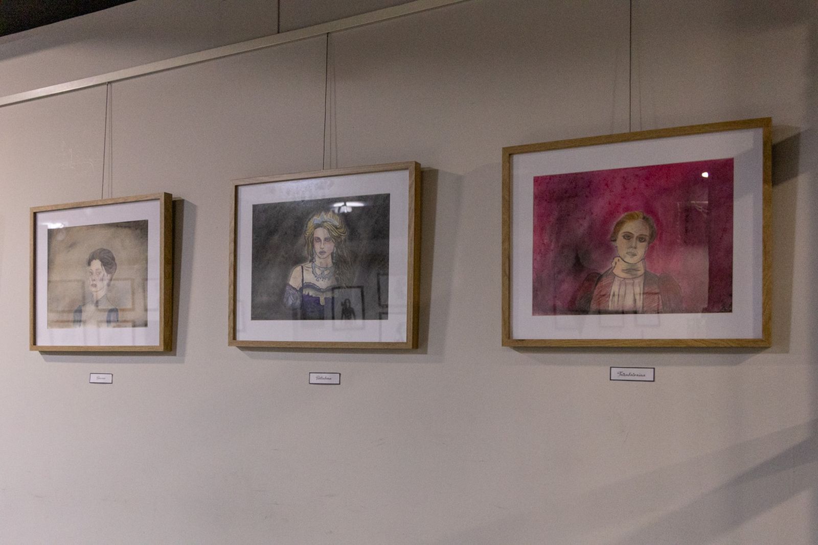 El simbolismo revive en 'Venenos', la nueva muestra de Jairo Díaz inspirada en Baudelaire