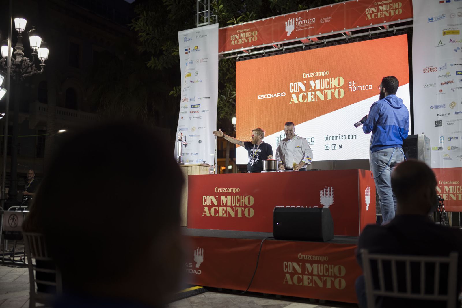 Los mejores chefs cocinan en la calle: Restaurante Casa Idolina