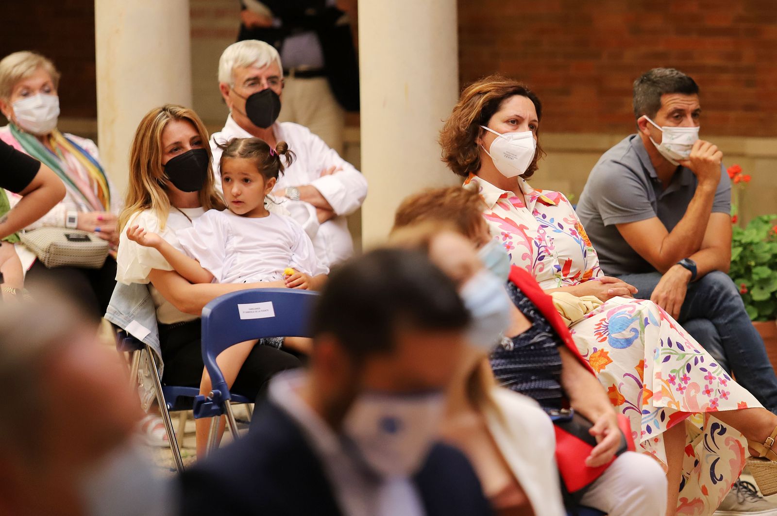 Imágenes de la entrega del Premio Marismas a Juana Carrillo y a Gabriela de la Fuente en su XIX edición