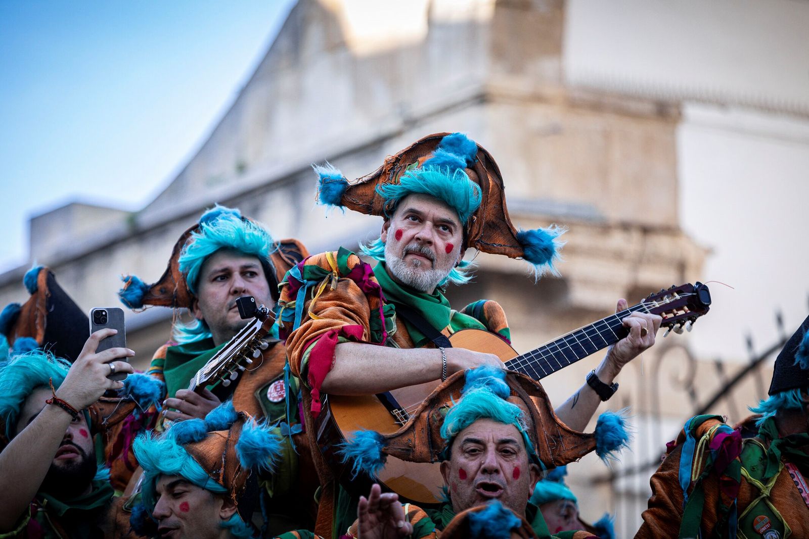El coro ‘El sindicato’ en el carrusel del Mercado Central.