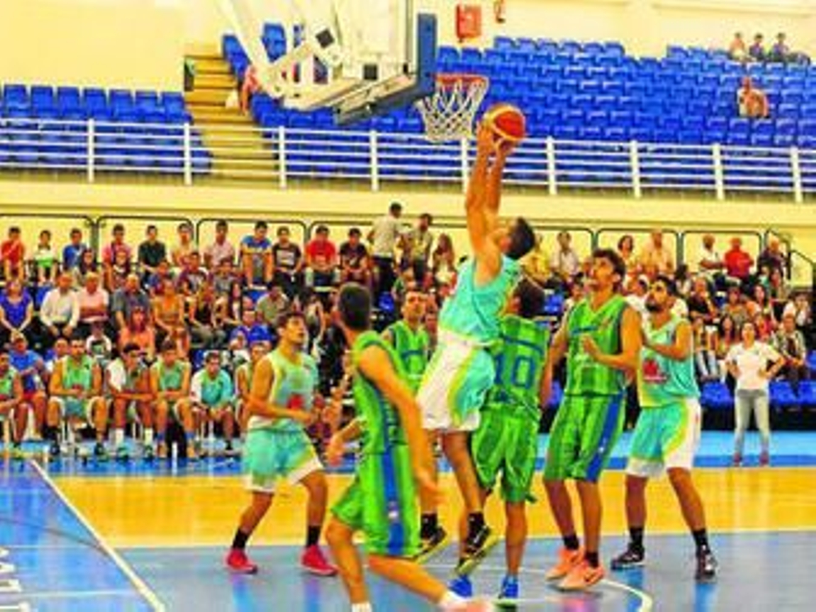 Palos y San Juan deben luchar por acabar la liga entre los cuatro primeros y jugar las eliminatorias de ascenso.