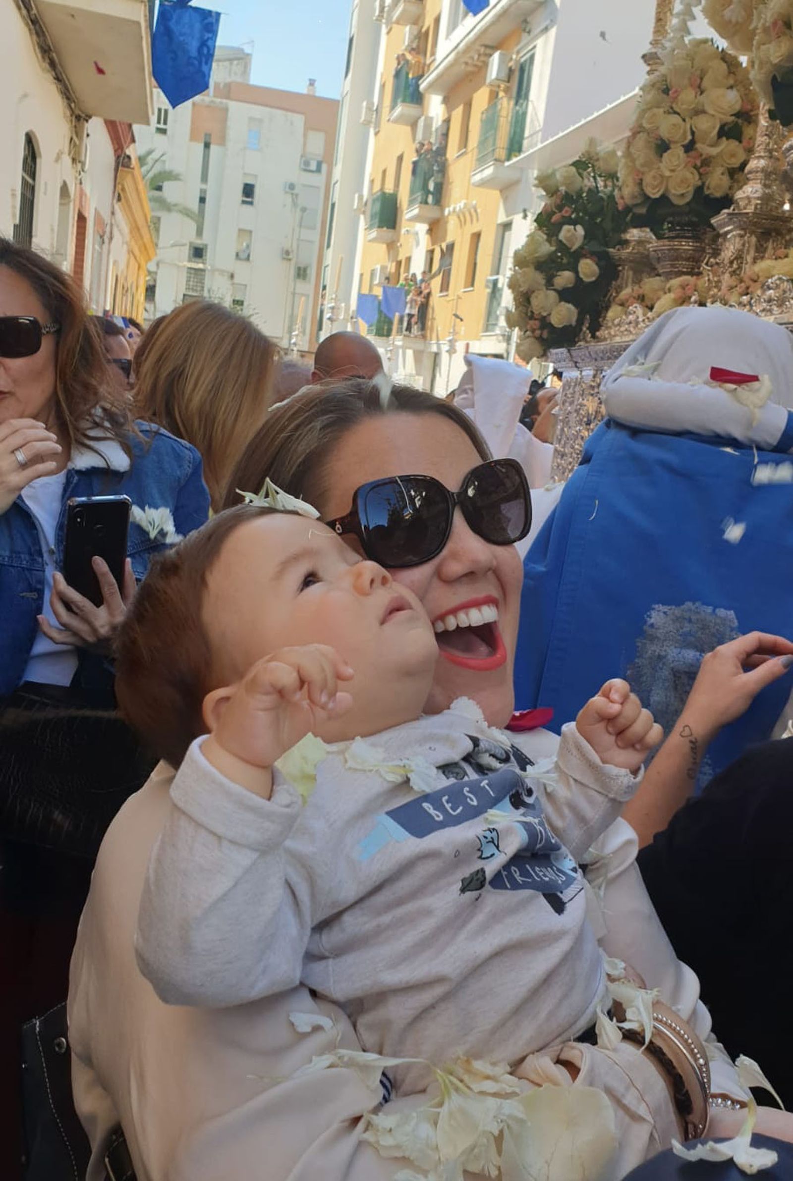 Imágenes de la procesión de la hermandad de la Lanzada de Huelva