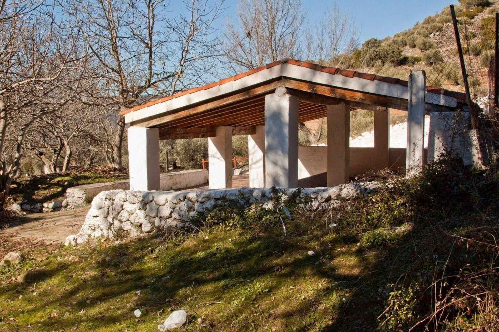 Lavadero de El Robledo en Segura de la Sierra. Lavadero de El Robledo en Segura de la Sierra.