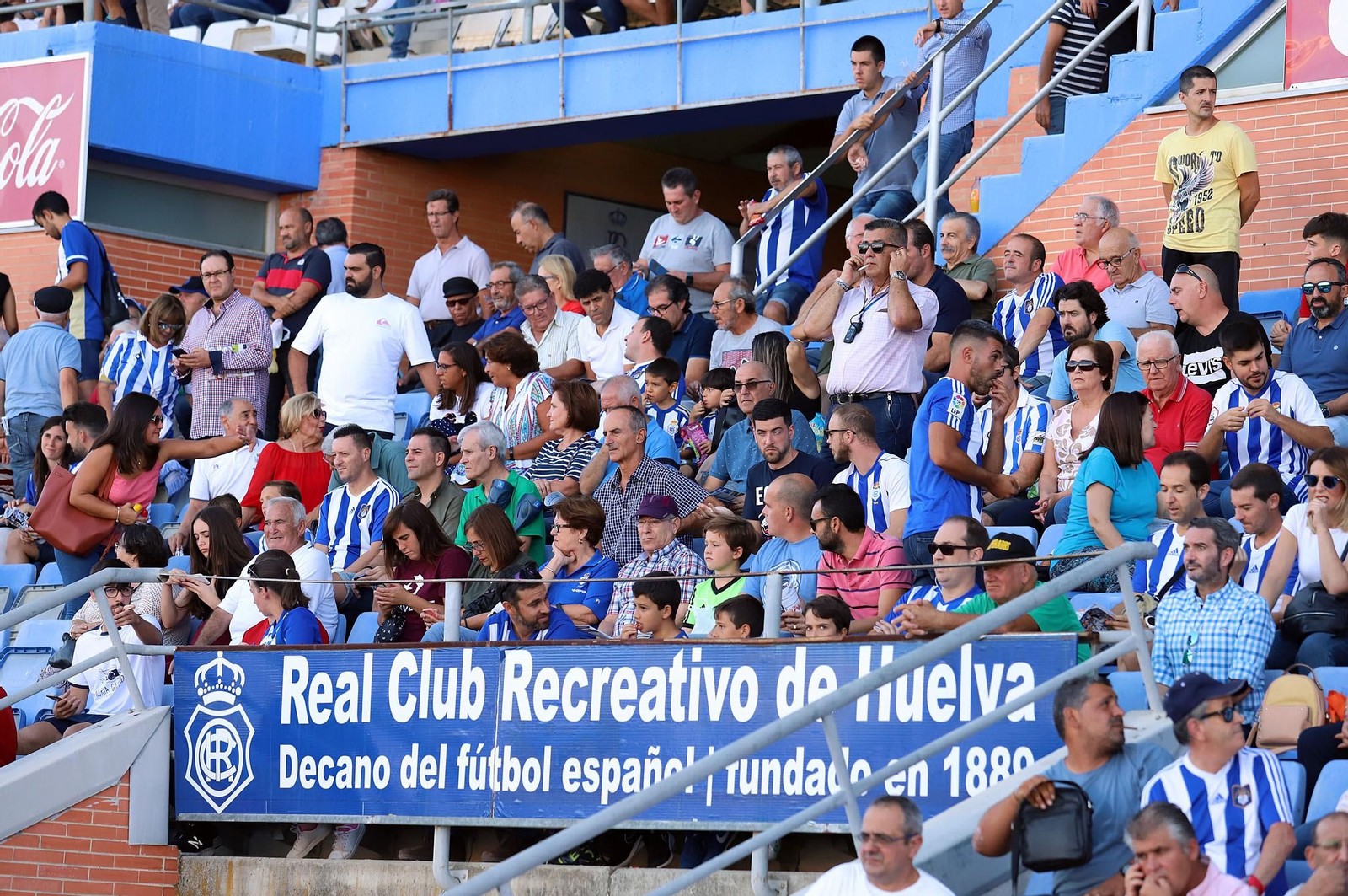 Imágenes del mejor ambiente en el Estadio Nuevo Colombino