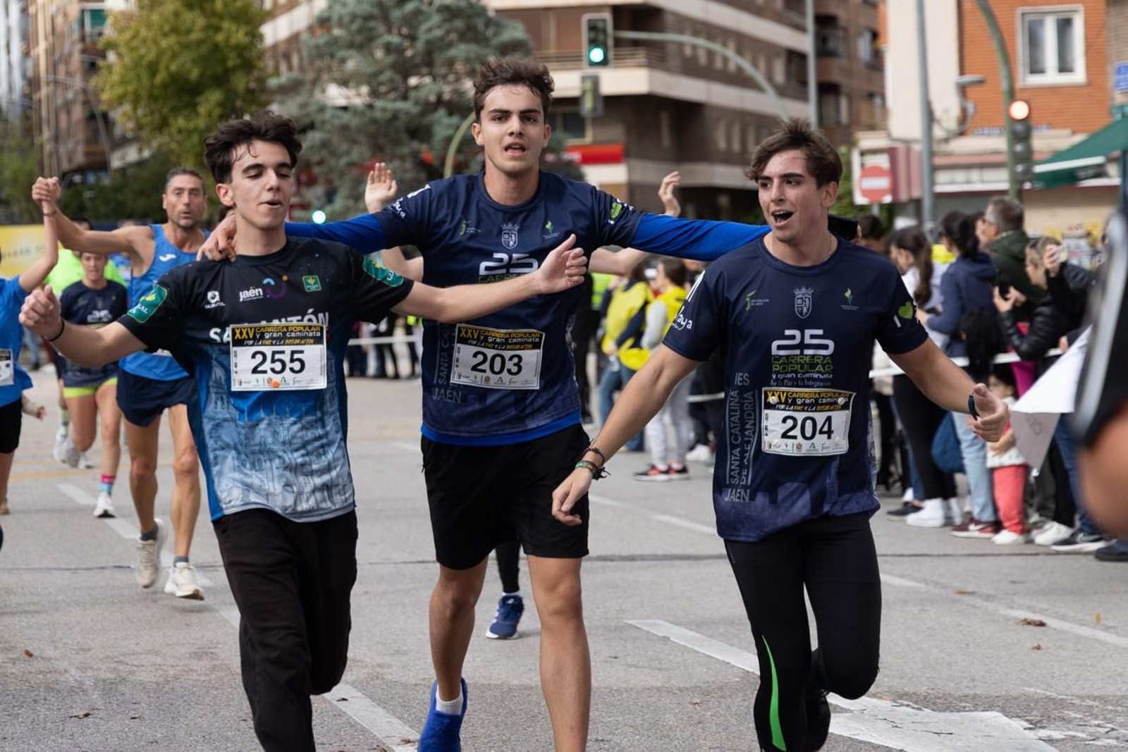 Atletismo por la paz y la integración en la XXV Carrera y Caminata del IES Santa Catalina de Alejandría (II)