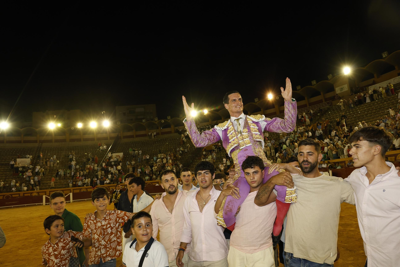Fotos de Perera, Luque y Galván con toros de Fuente Ymbro en la primera corrida de la Feria de Algeciras 2025