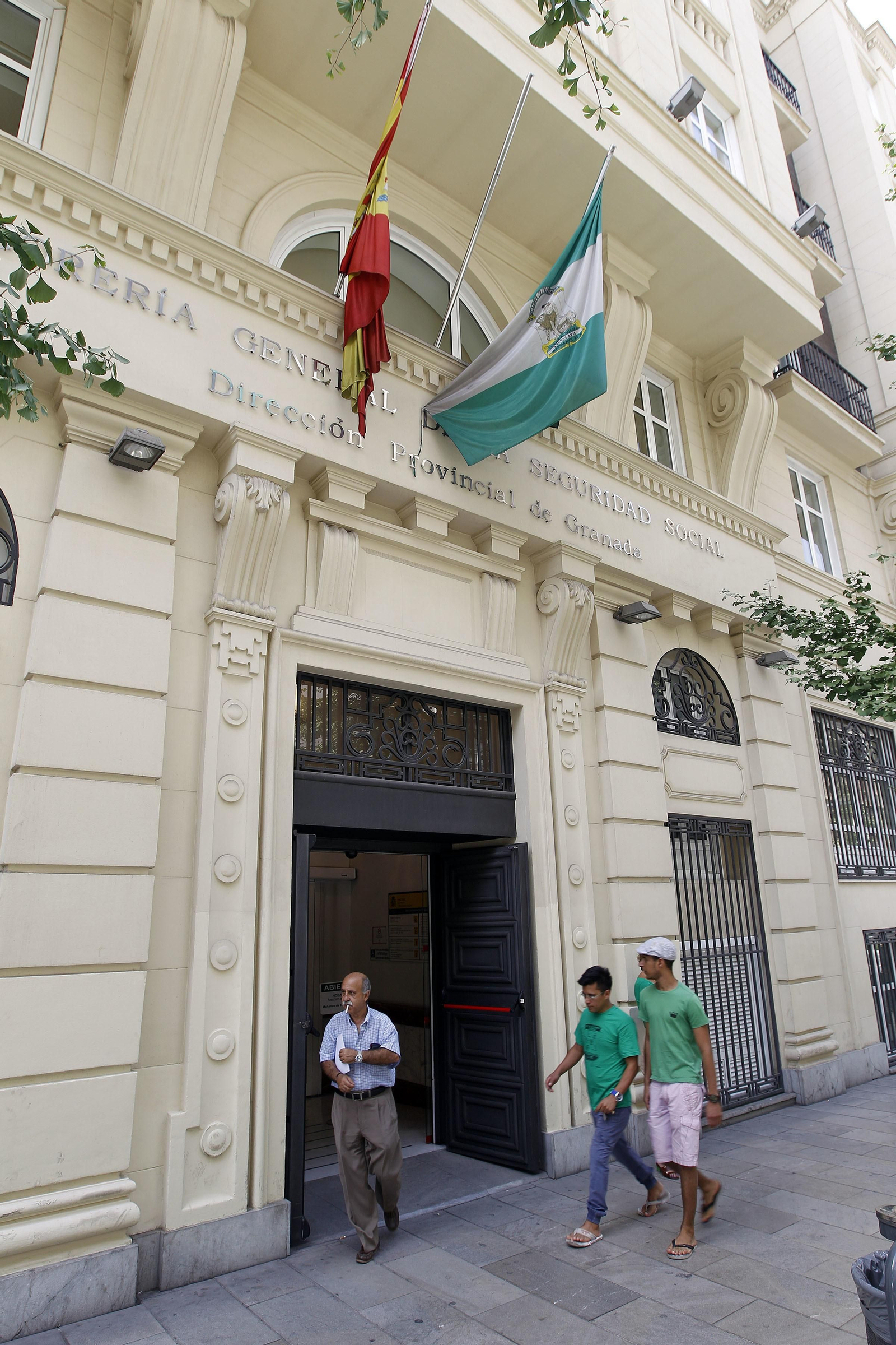Edificio de la Seguridad Social en Granada