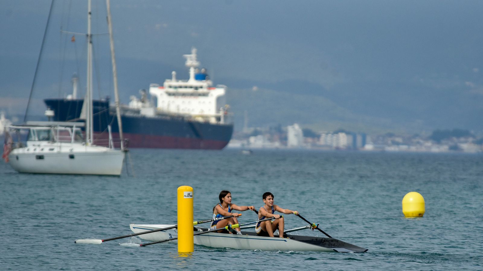 Las fotos del Andaluz de remo beach-sprint en La Línea