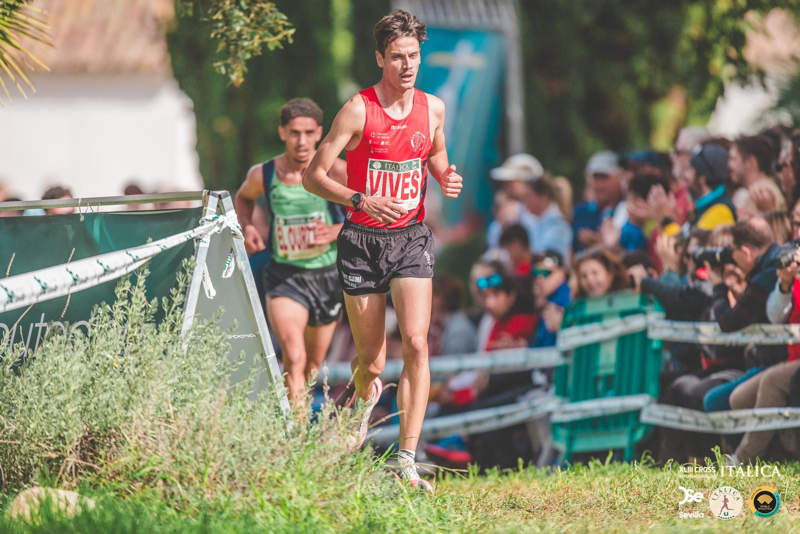 Búscate en las fotos del Cross de Itálica 2025 | 12