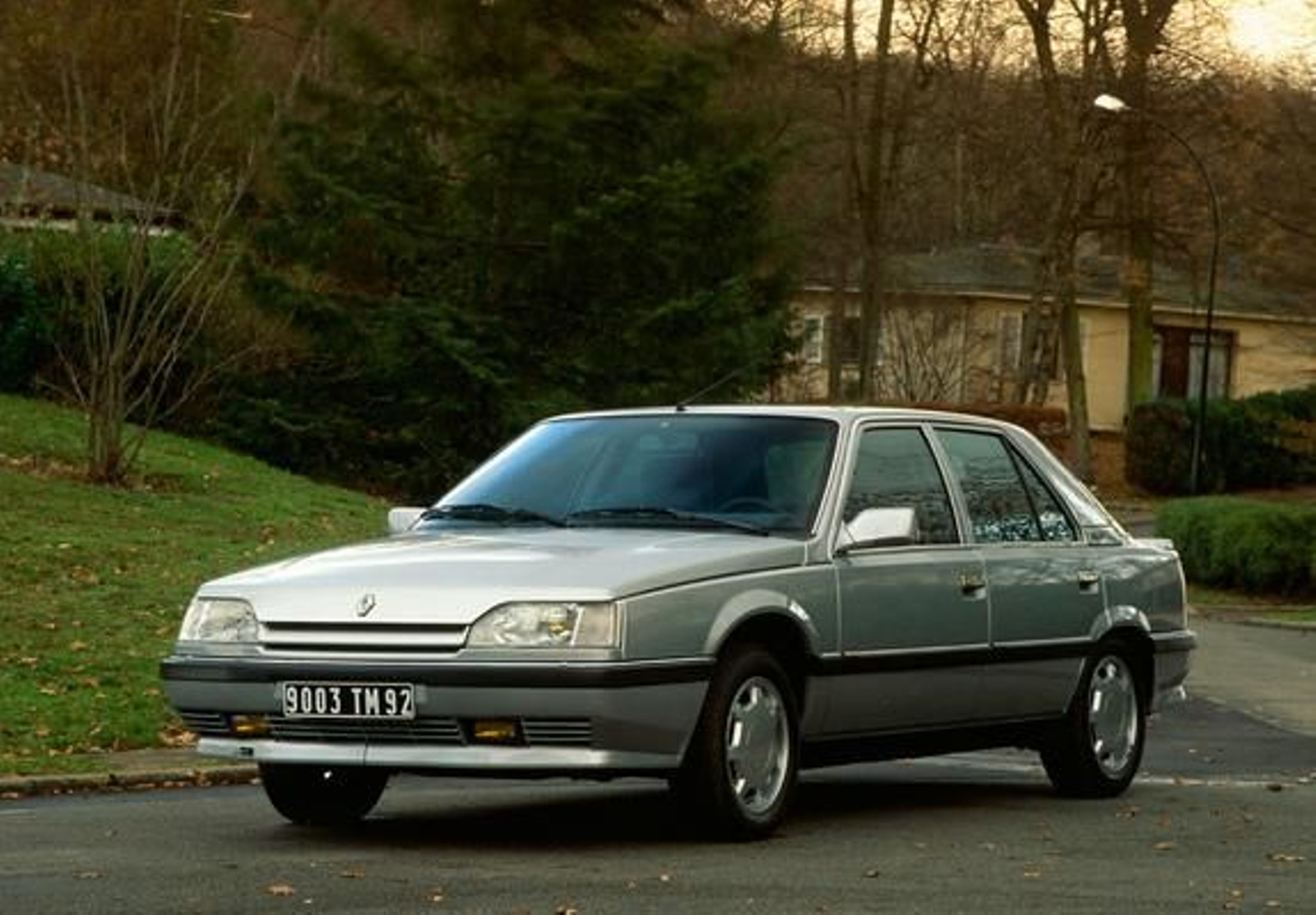 Renault 25