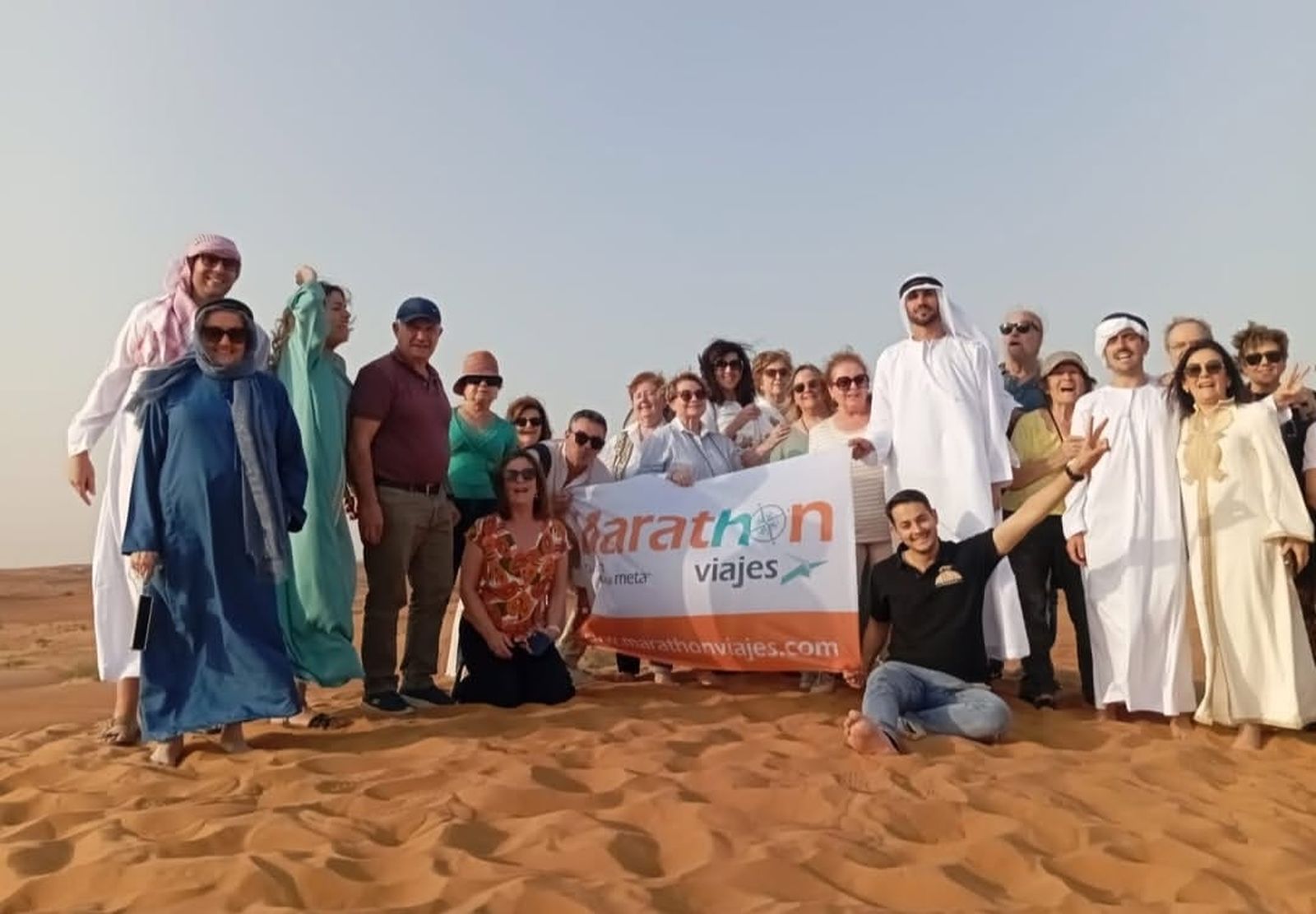 El grupo de turistas cordobeses, en una de sus excursiones en Dubai.