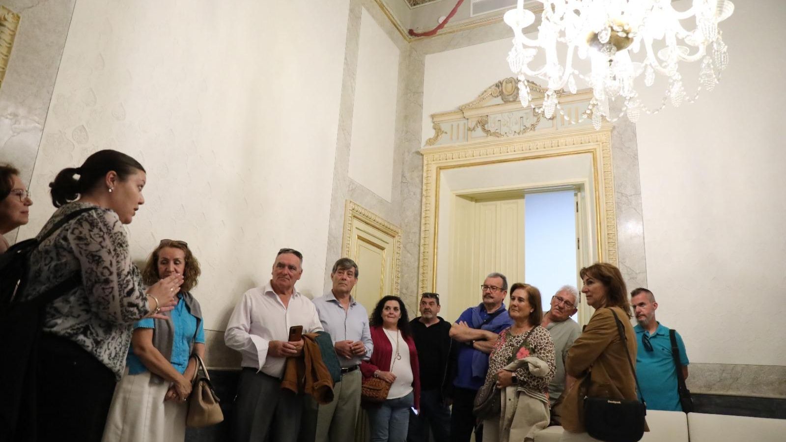 Visita guiada al Ayuntamiento de San Fernando.