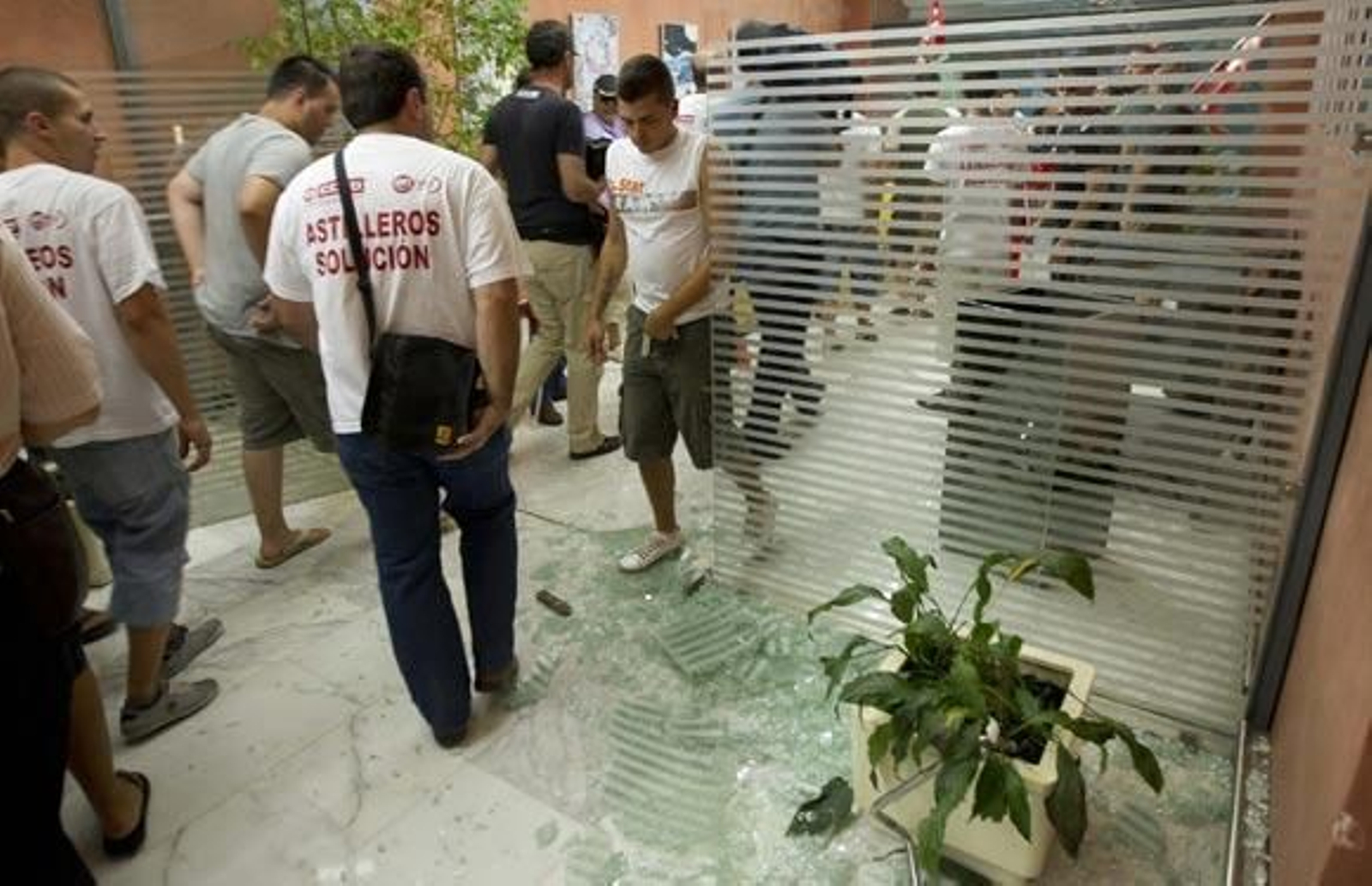 Asalto masivo a Torretriana