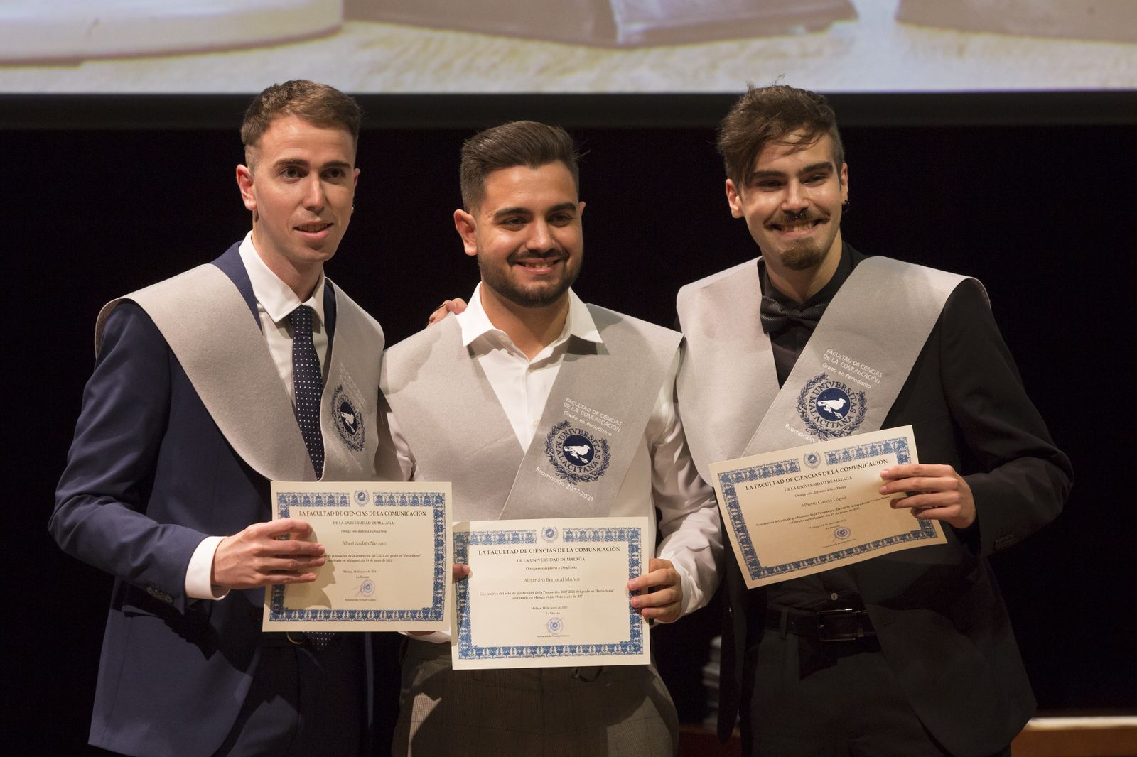 La graduación de los alumnos del Grado de Periodismo de la UMA, en fotos