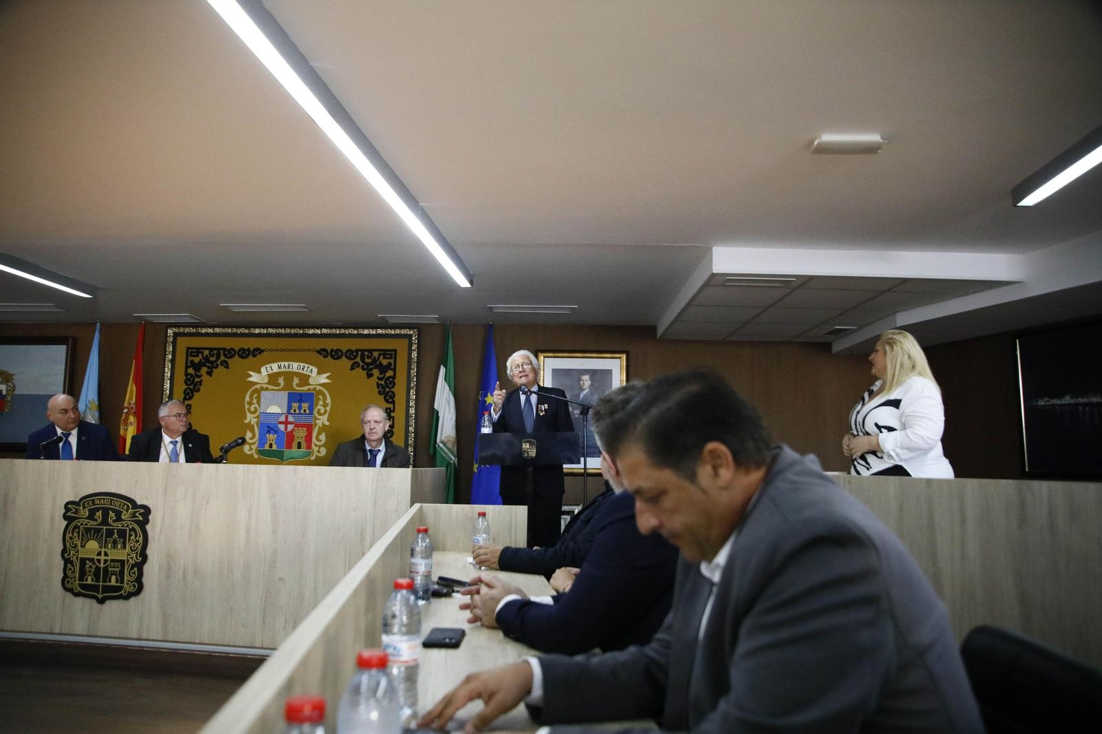 Las imágenes del nombramiento de hijo predilecto de Garrucha a José María Martínez de Haro