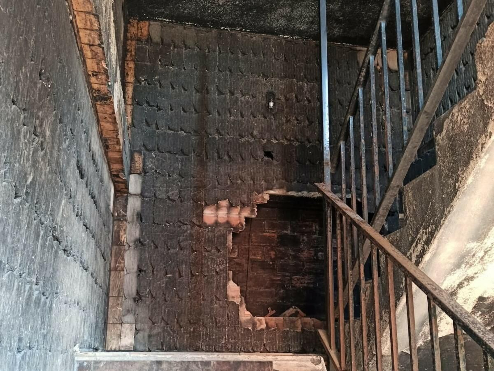 Estado que presenta el parque de bomberos de la avenida de los Custodios, en fotos