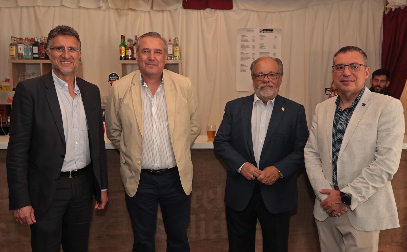 Imágenes de la recepción en la caseta La Providencia en la Feria Real de Algeciras