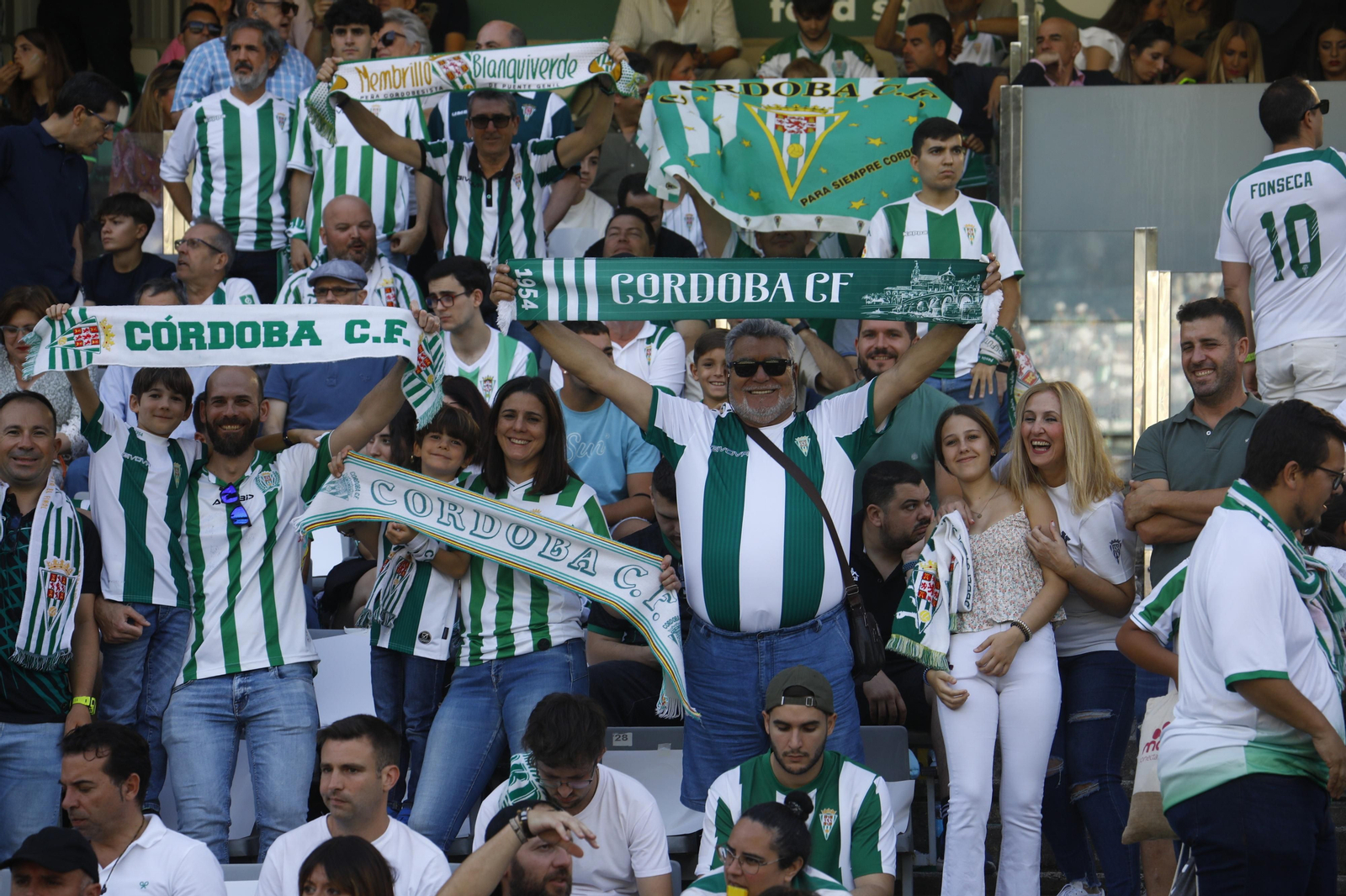 Las mejores fotos del ambiente en El Arcángel para el Córdoba CF - Ponferradina